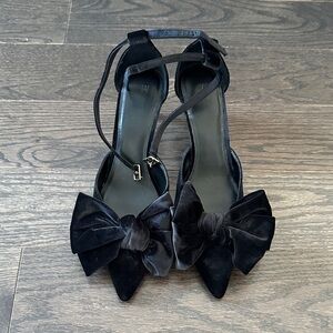 H&M Elegant Black Velvet Bow Women's Shoes